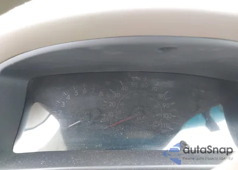 2005 Toyota Corolla Le z USA, uszkodzony, nr VIN 2T1BR32E45C424075